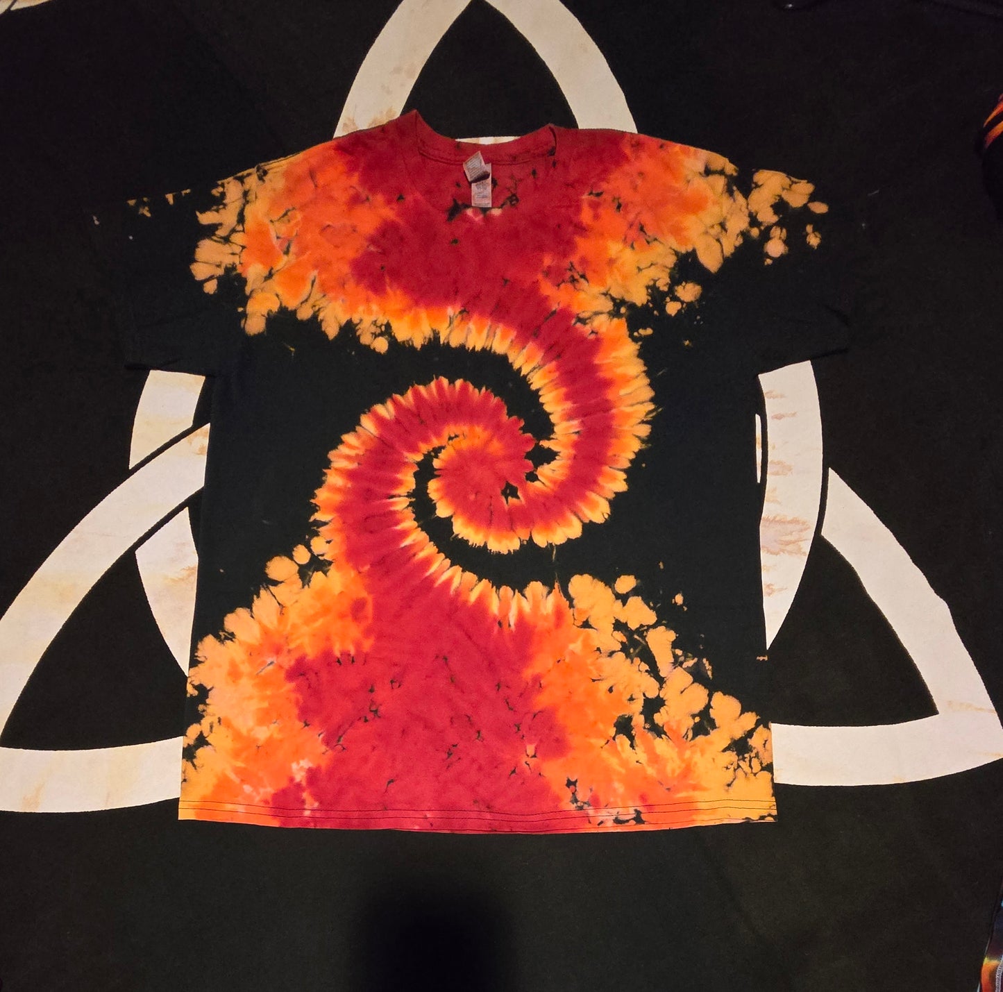 Reverse Dye Fire Spiral #113